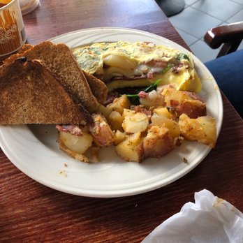 Garden Fresh Courthouse Cafe-3